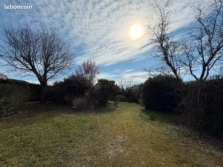 terrain 500 m² surgeres