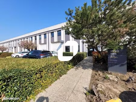 local d'activité 490 m²