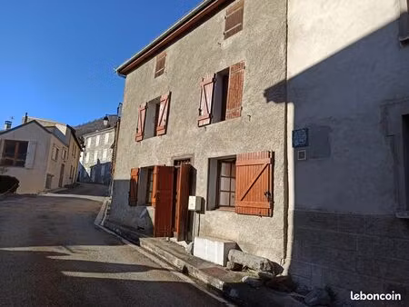 vente maison de village montagne