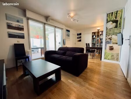 2 pièces avec terrasse 25 m² + parking