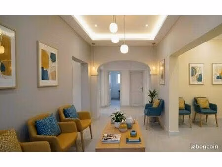 location bureaux & locaux professionnels – fréjus