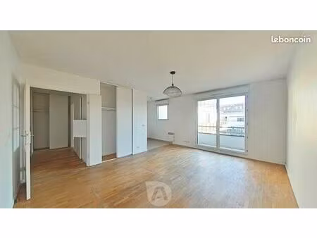 appartement 2 pièces 52 m²