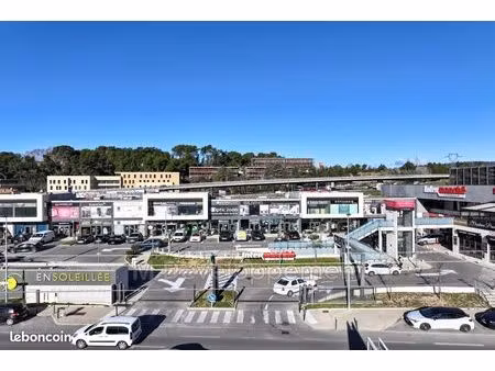 local commercial 570 m² aix-en-provence