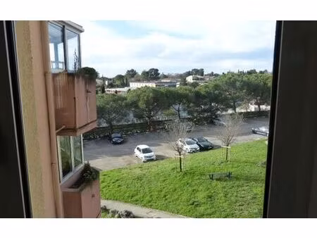 appartement uzès 26.75 m² t-2 à vendre  105 000 €