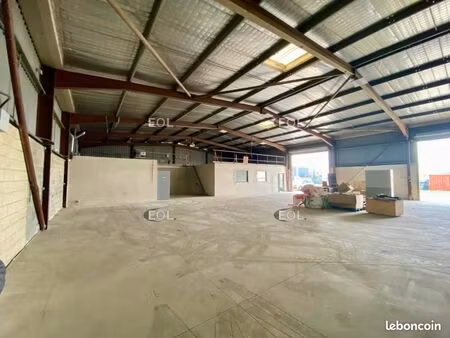 local bureaux 760 m²