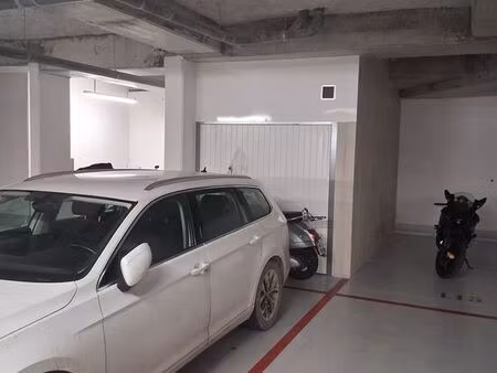 parking et box rueil 2000