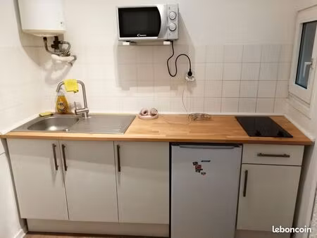 t1 meublé hyper centre avec terasse