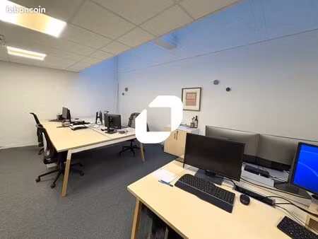bureaux 120 m²