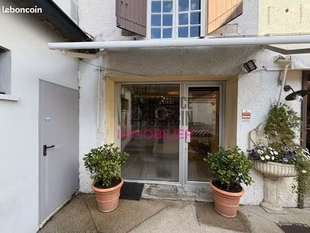 local 80 m² saint-rémy-de-provence