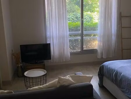 appartement 1 pièce 31m2 idéalement situé à nogent-sur-marne avec cave + parking