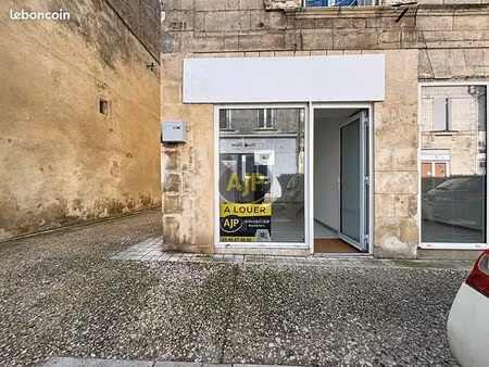 local 35 m² tonnay charente