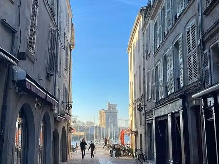 local commercial centre ville