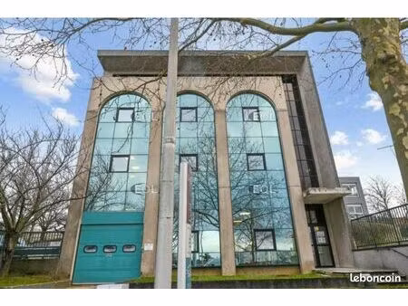 local bureaux 1 237 m²