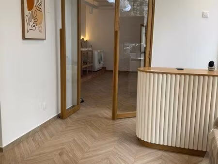 institut de beauté - baby spa