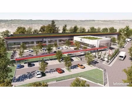 local d'activité 3 950 m²
