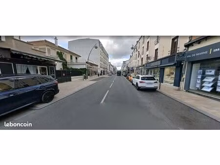 local commercial emplacement n°1 – bail 3.6.9