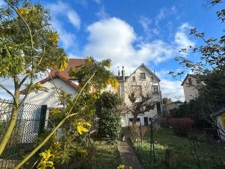 maison 9 pièces 194 m2