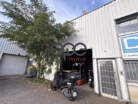 local 341 m² fontenay-en-parisis