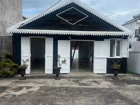maison créole avec dépendances – centre-ville saint-denis