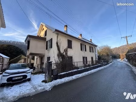 maison 11 pièces 220 m²