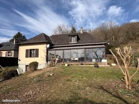 maison de ville 6 pièces 160 m²