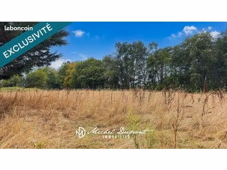 terrain 2013 m² fleurac