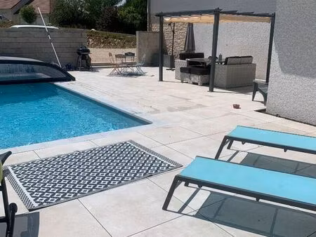 maison 6 pièces 145 m²