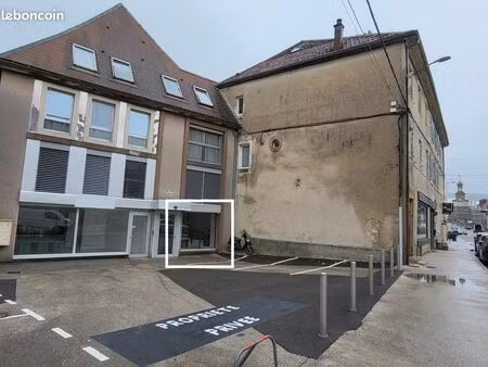 local à louer ou à vendre au centre-ville