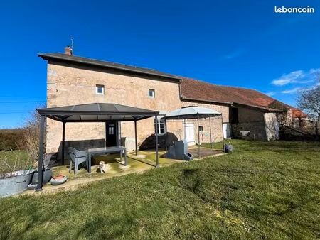 ferme 4 pièces 125 m²