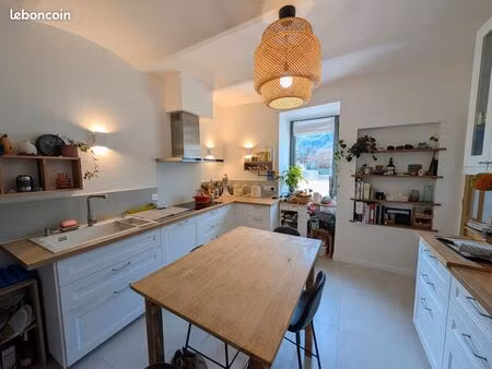 maison rénovée luc en diois avec jardin