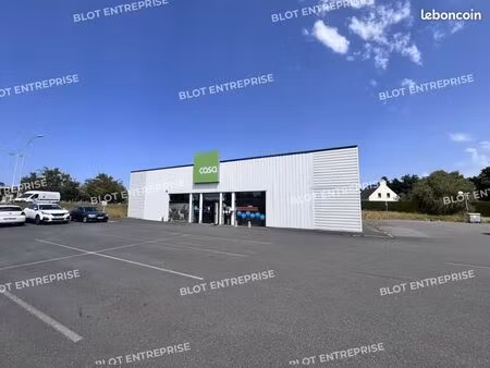 local commercial 600 m²