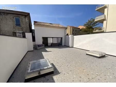 maison 250 m² avec patio et terrasse – centre de valence – prestations de standing