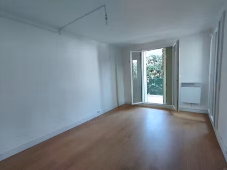 location appartement 3 pièces 52 m² à marseille 13 (13013)