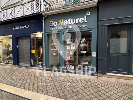 location commerce chartres 28000