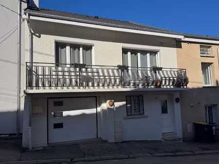 maison rénovée de 116 m2 sh avec 1 garage et jardin à boulzicourt