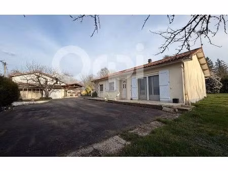 maison chassenon 70 m² t-3 à vendre  104 000 €