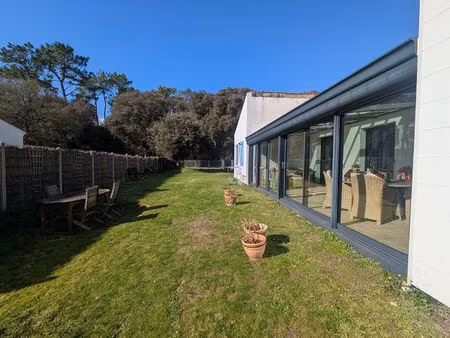 notre-dame-de-monts/ la barre-de-monts  maison173 m2 environ  3 chambres  garage  cave et 