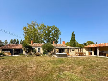 vente maison 3 pièces  103.94m²  le perrier