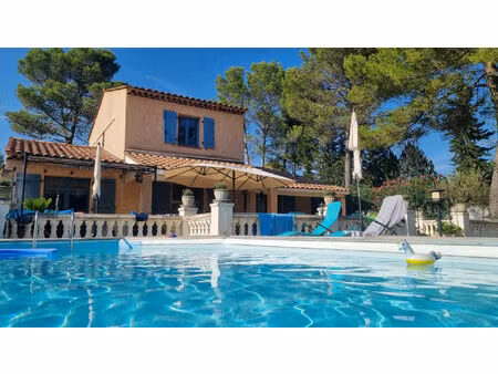 villa vidauban 5 pièce(s) 127 m2 + dépendances