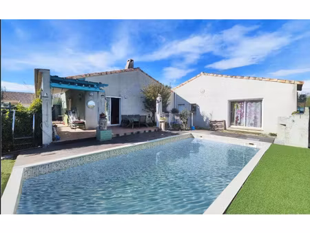 villa plain pied t3 + studio indépendant / terrain / piscine