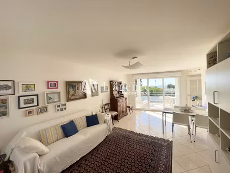 les vespins - appartement 3 pièces terrasse