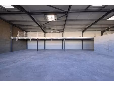locaux d'activités - 386 m2