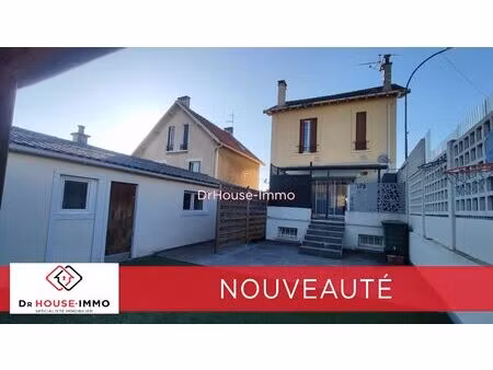 pavillon 5 pièces 100 m² avec ss sol total et dépendance