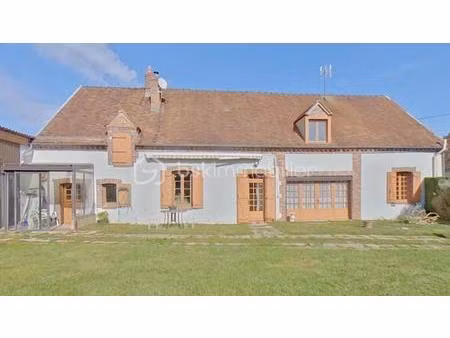 maison de campagne de plain pied de 132 m² avec grenier aménageable dans un environnement 