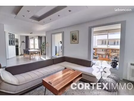 duplex 5 pièces 150 m²