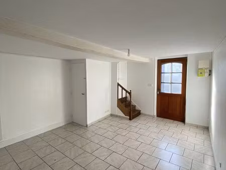 maison 3 pièces 77 m²