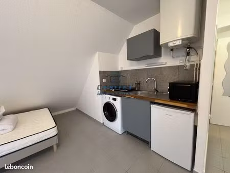 studio 1 pièce 18 m²