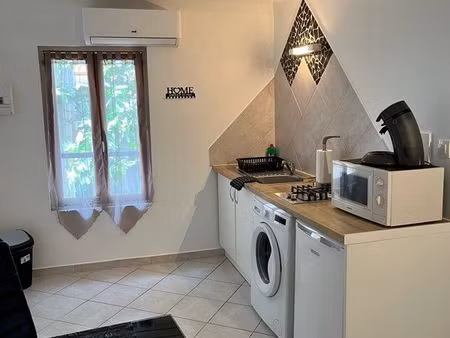 studio au centre ville de serignan