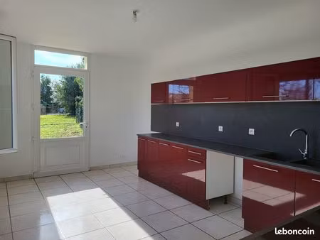 a louer maison avec jardin t5 tbe 1140