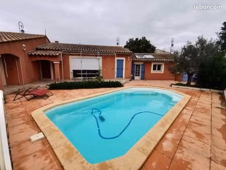 villa piscine à velleron  proche l’isle sur sorgue